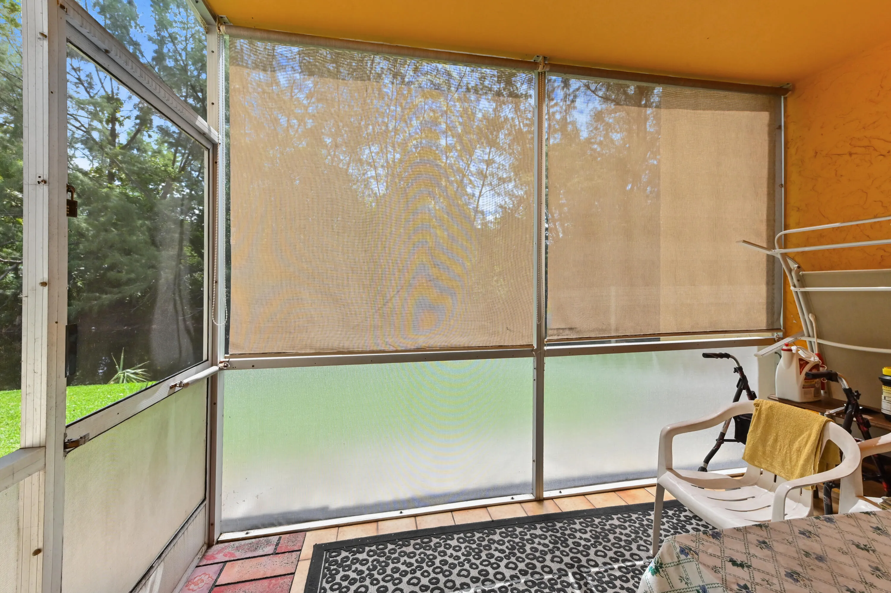 18 patio 01