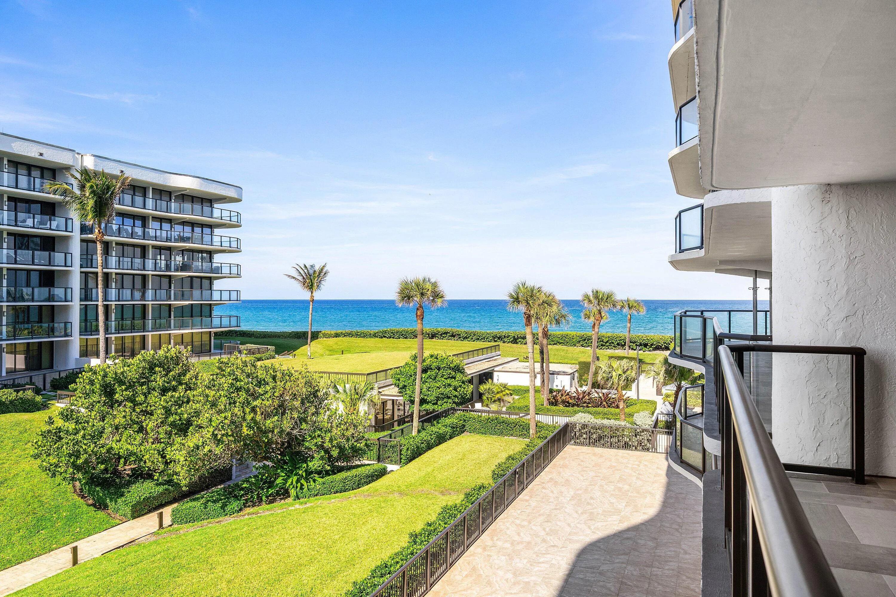 030-3440SouthOceanBoulevard-304S-PalmBea
