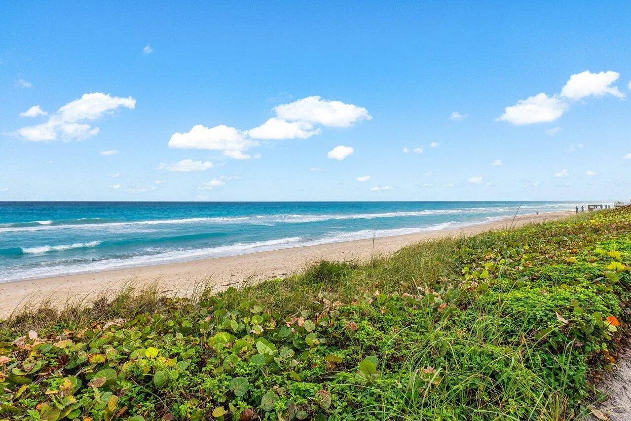 040-3440SouthOceanBoulevard-105N-PalmBea
