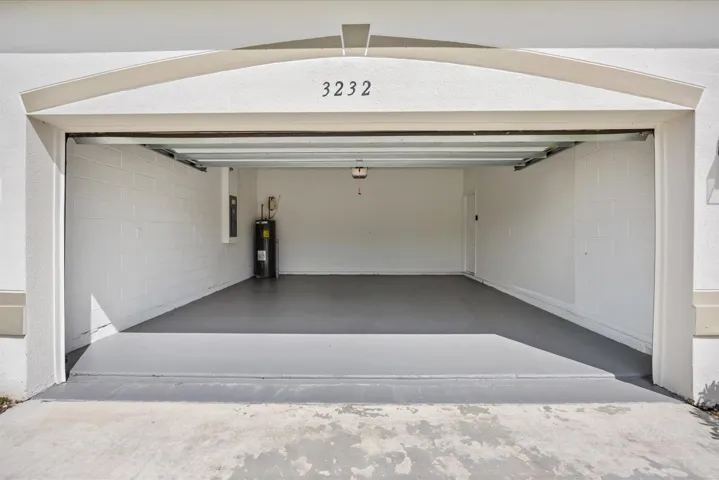 34-quay in-23