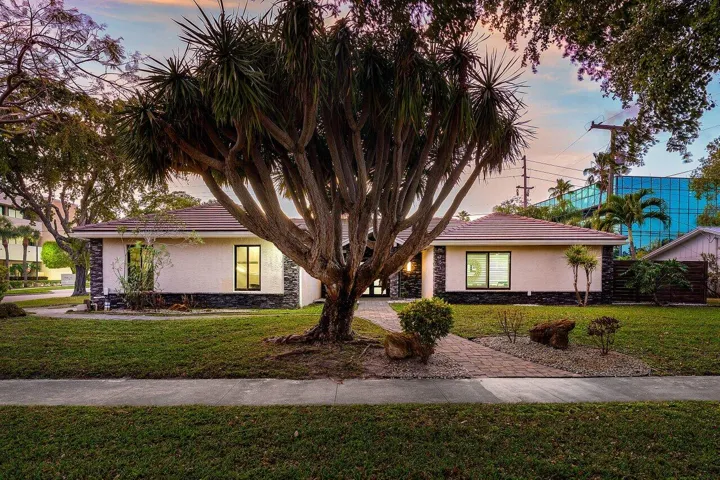 001-701BuoyRoad-NorthPalmBeach-FL-33408-