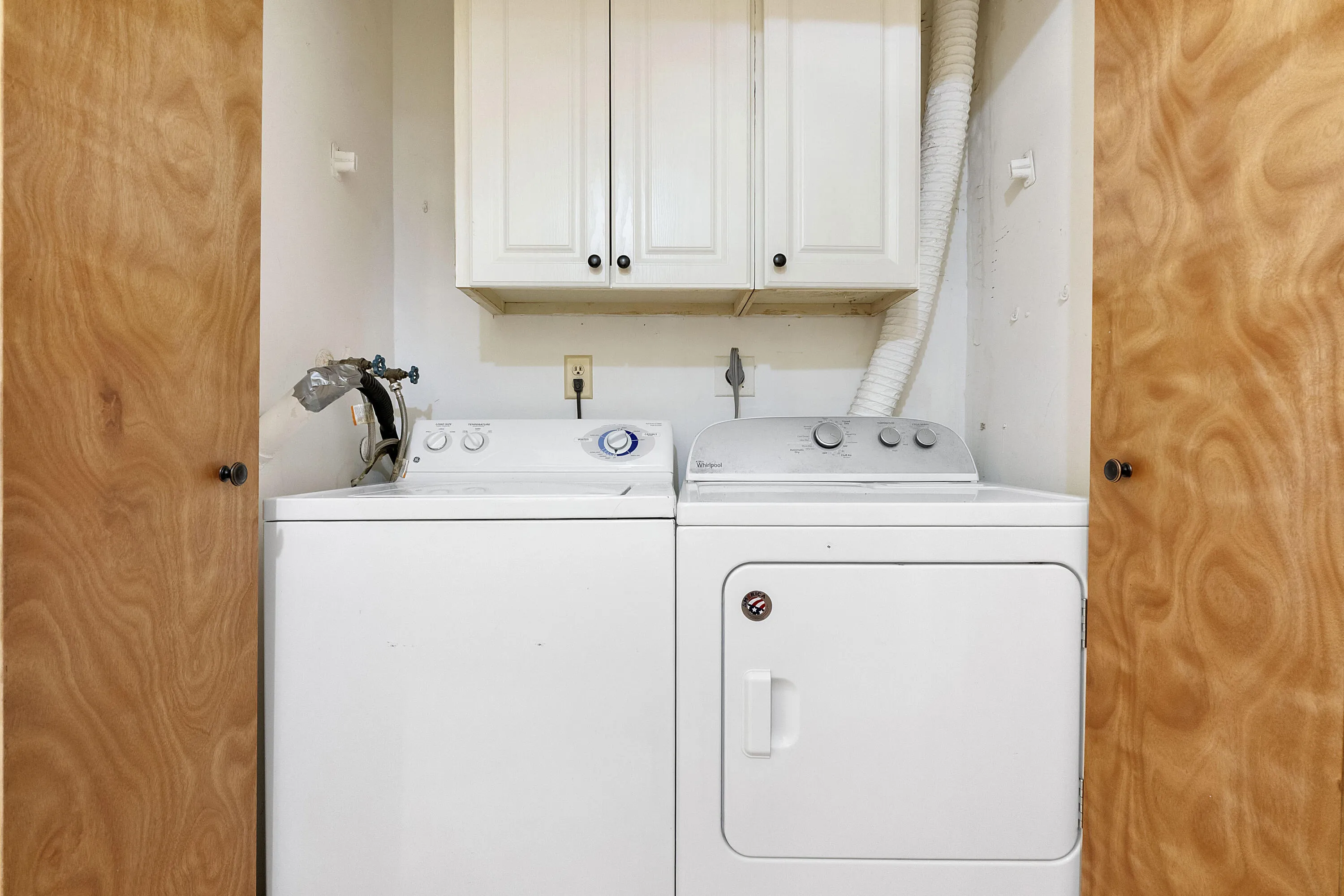 In-unit full size washer & dryer