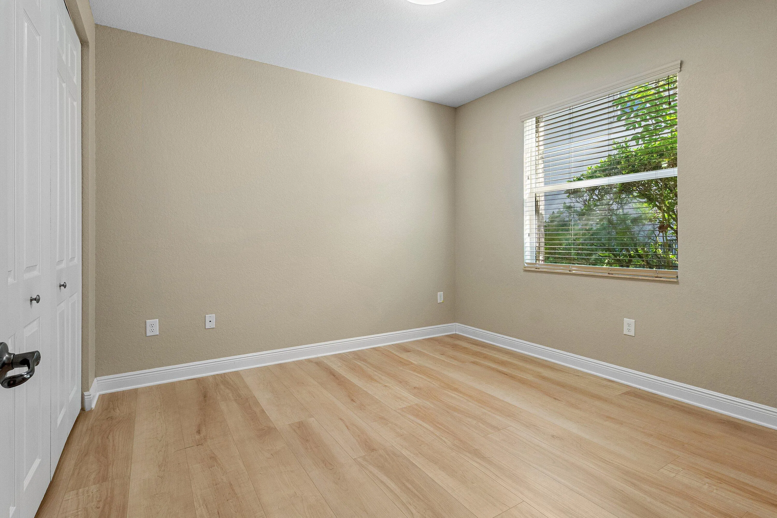 010-11939FoxHillCircle-BoyntonBeach-FL-3