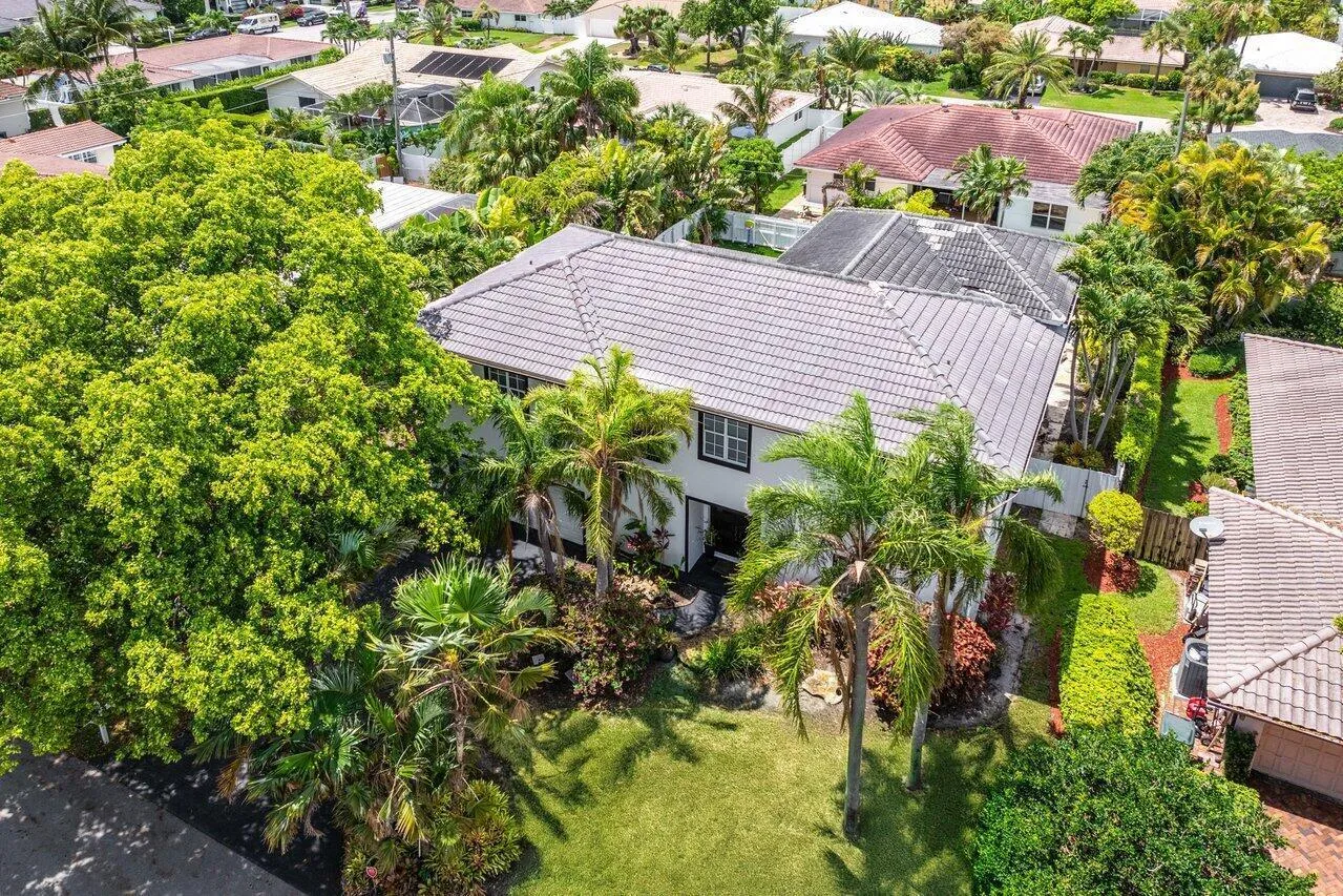 044-783ToledoDrive-BocaRaton-FL-33432-SM