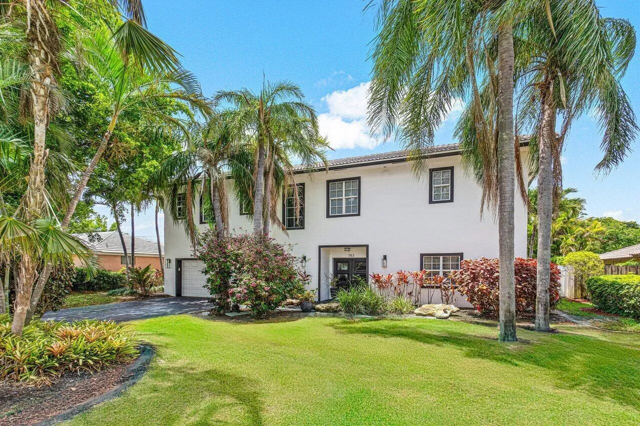 001-783ToledoDrive-BocaRaton-FL-33432-SM