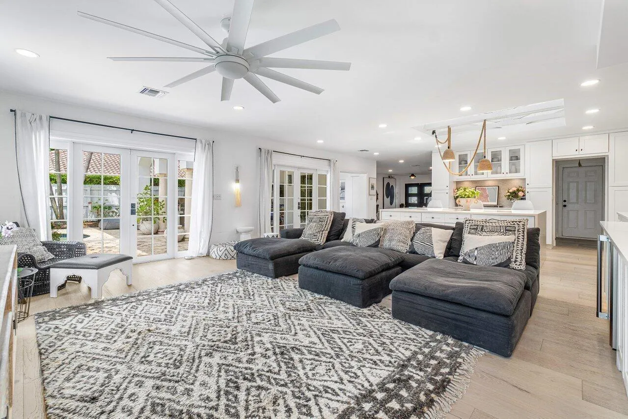 019-783ToledoDrive-BocaRaton-FL-33432-SM
