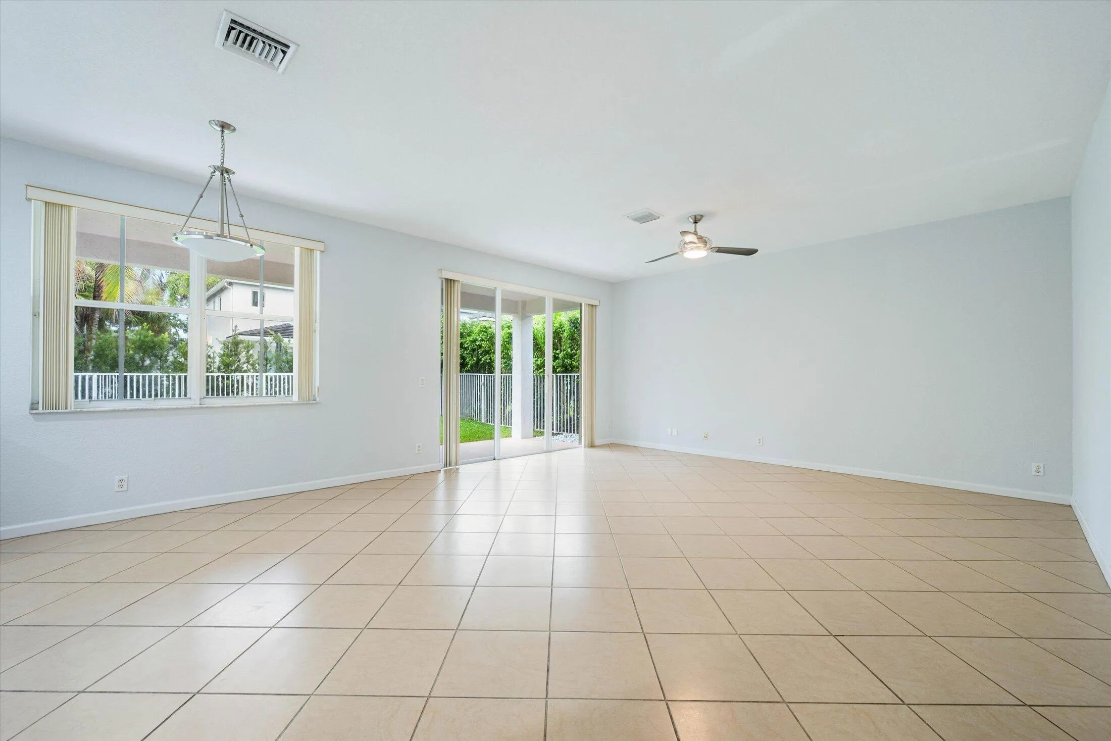 15-890 Hawthorn Terrace, Weston-19