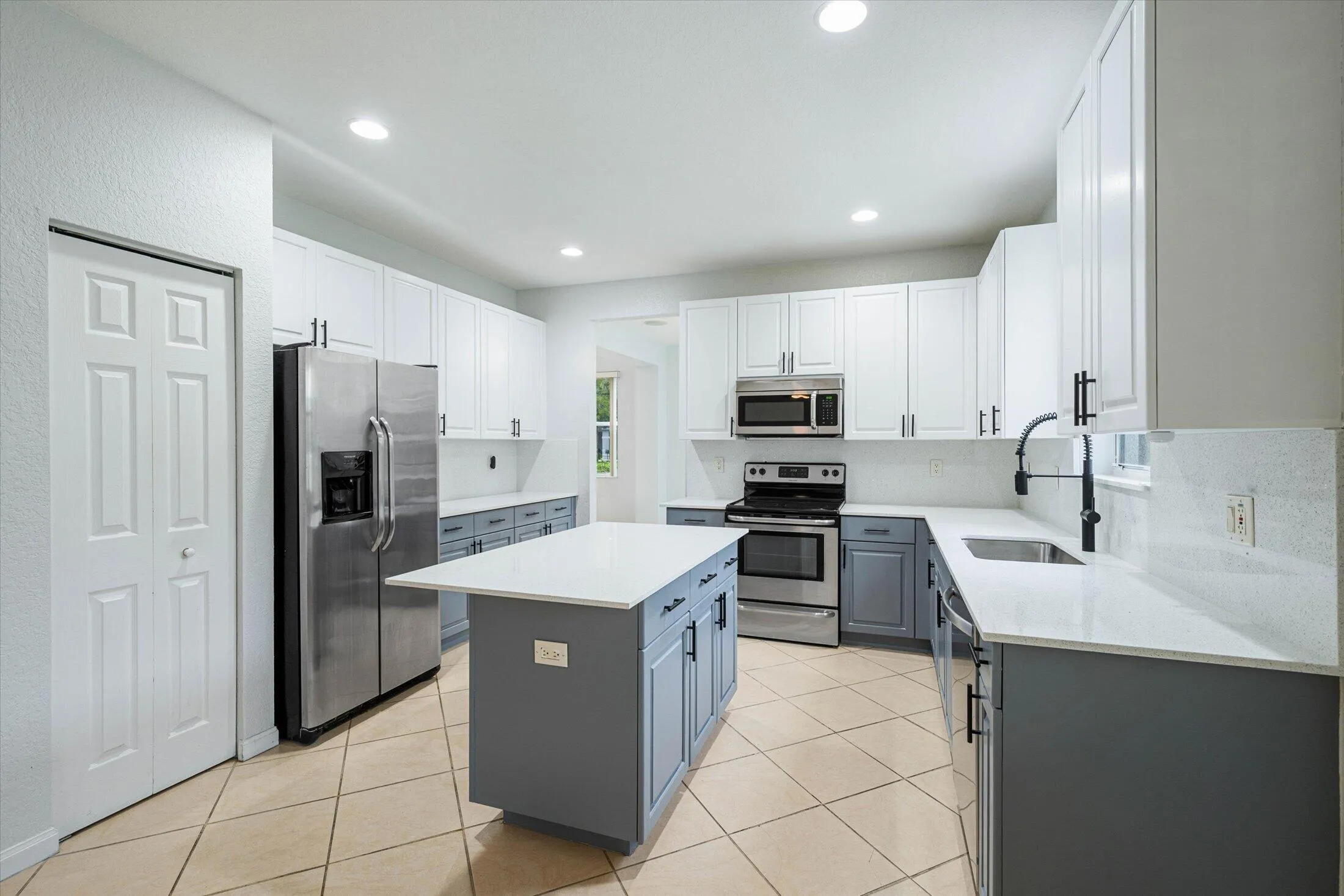 13-890 Hawthorn Terrace, Weston-15