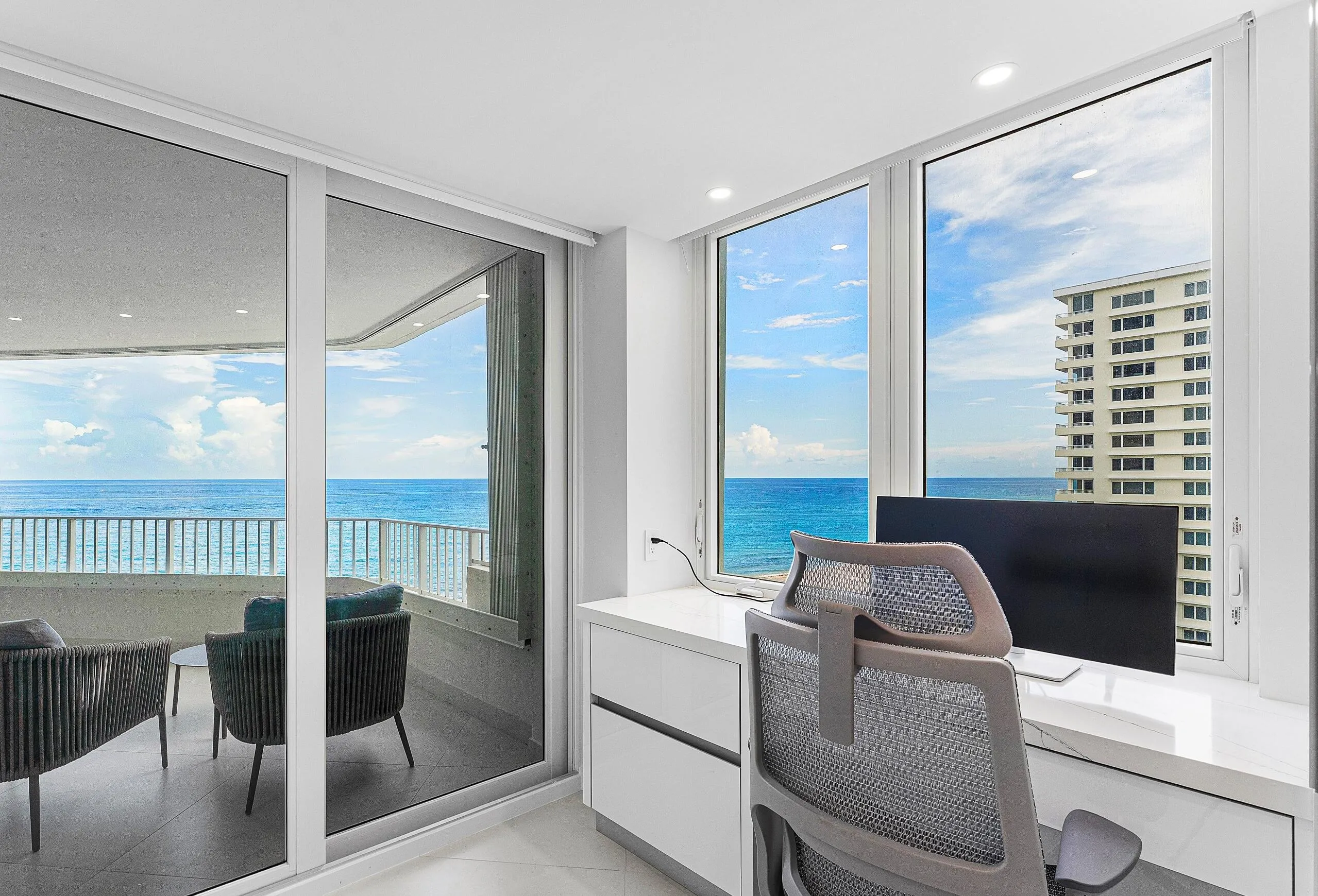 011-550SouthOceanBoulevard-906-BocaRaton
