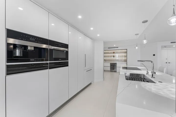 009-550SouthOceanBoulevard-906-BocaRaton