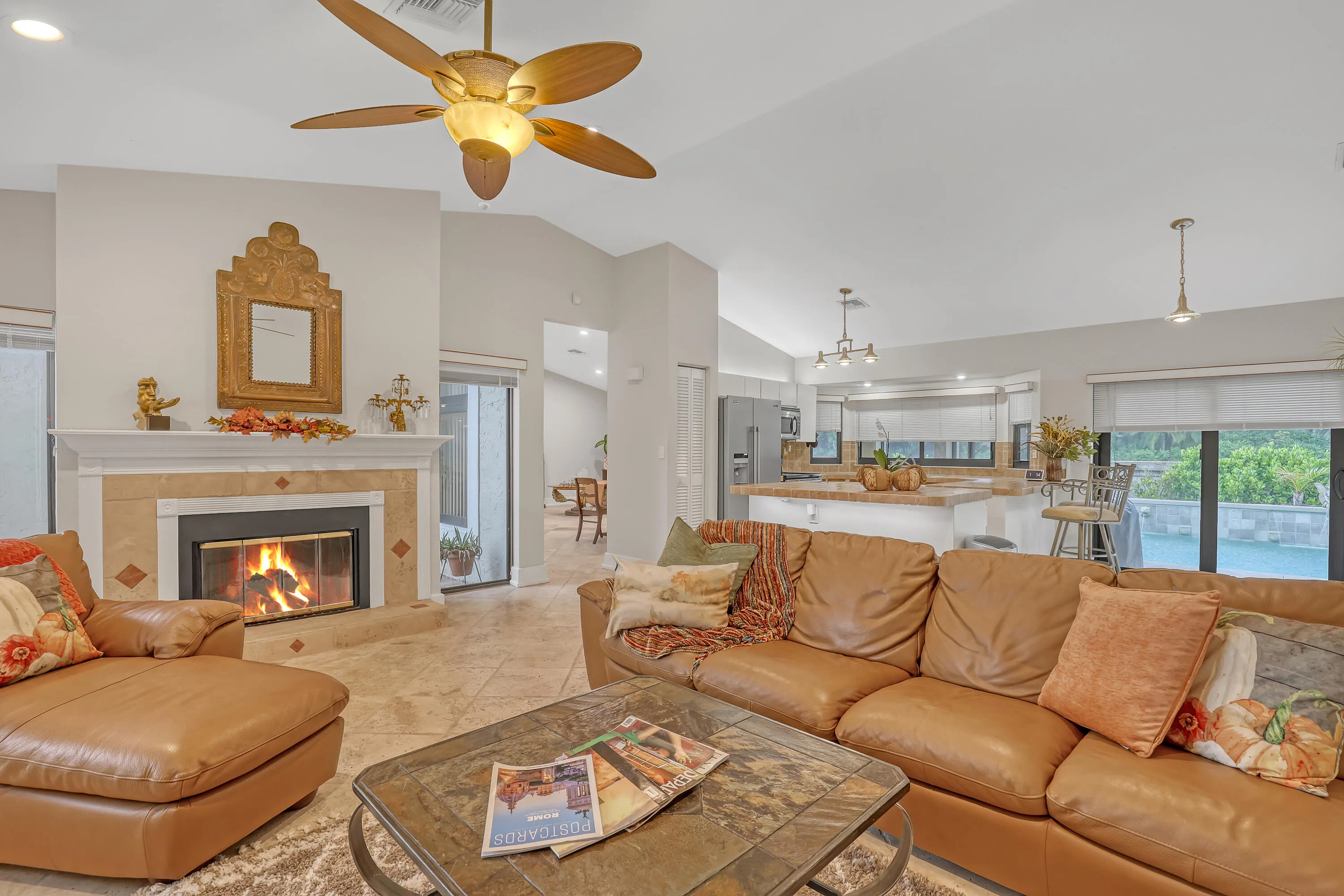 2156 Amesbury (13)f