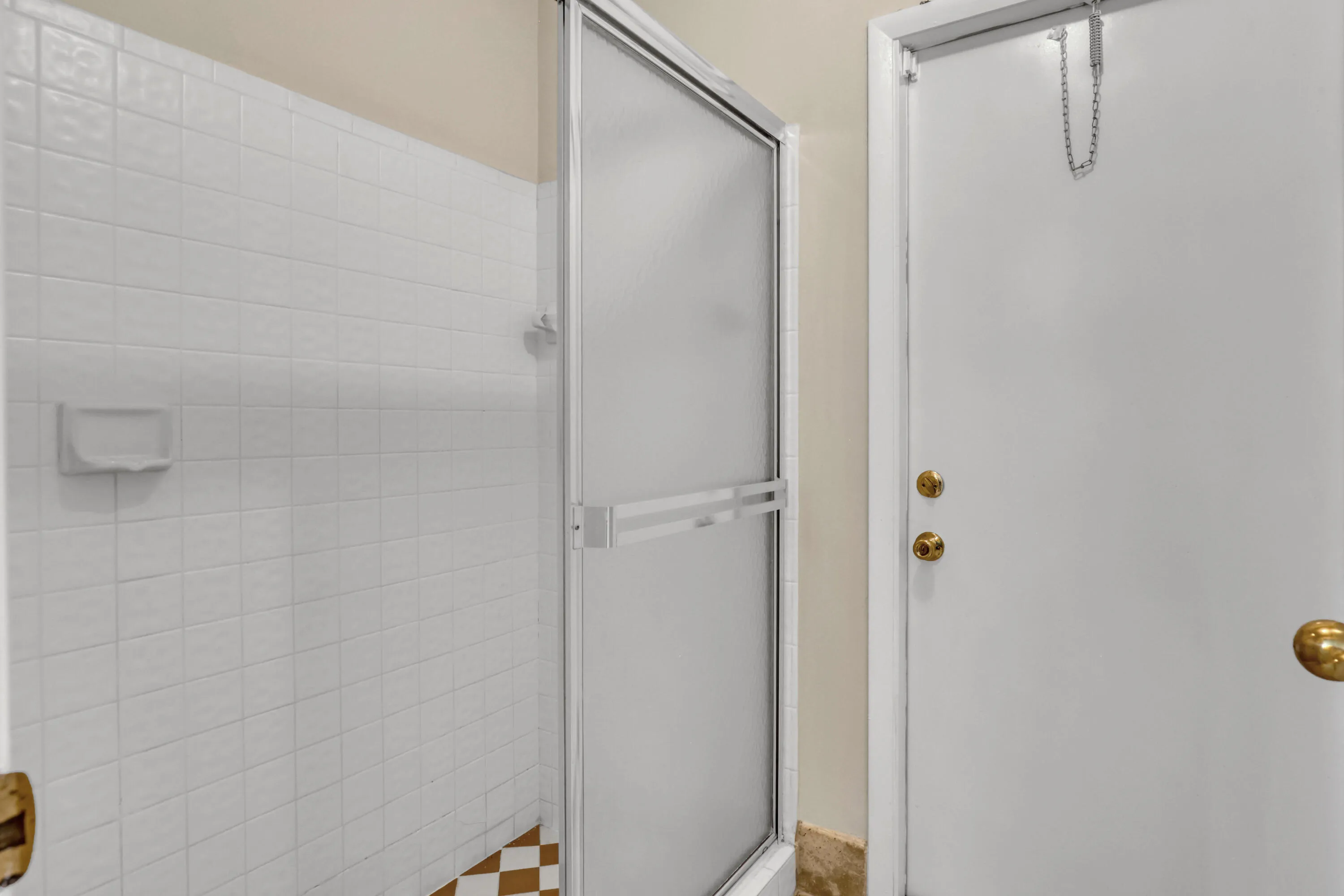 2156 Amesbury (31)