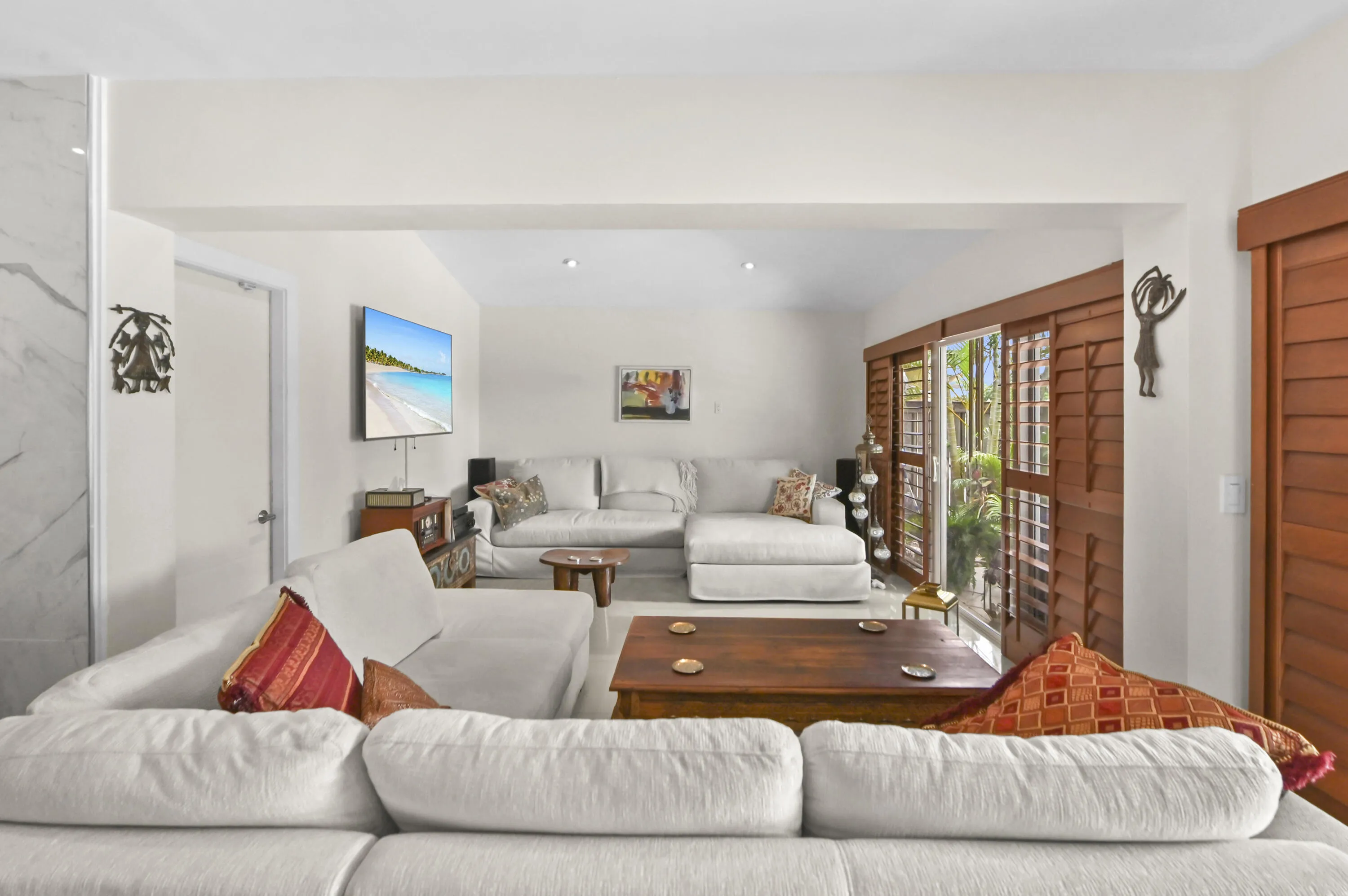 12 Living room 02