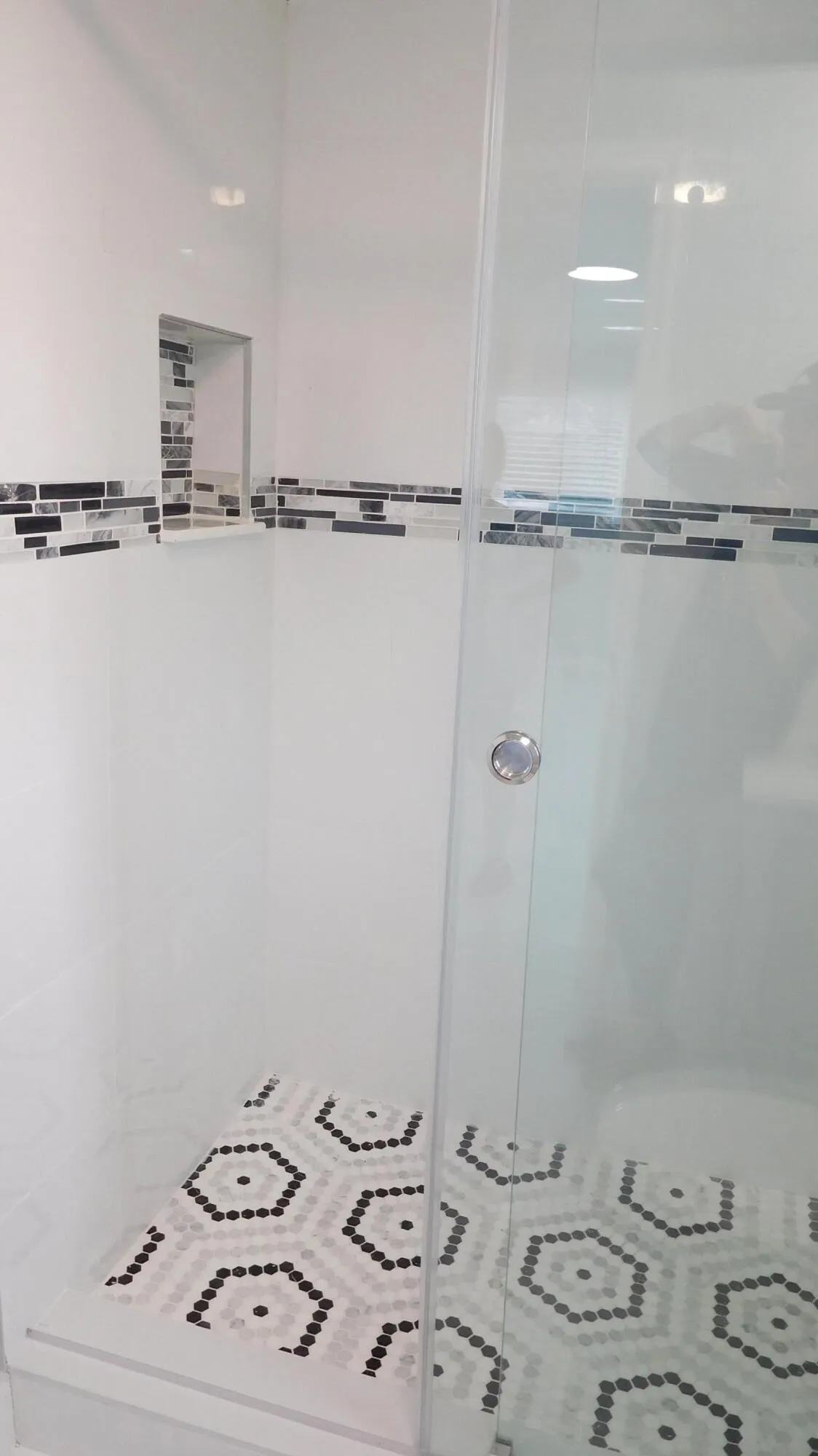 Principal bathroom