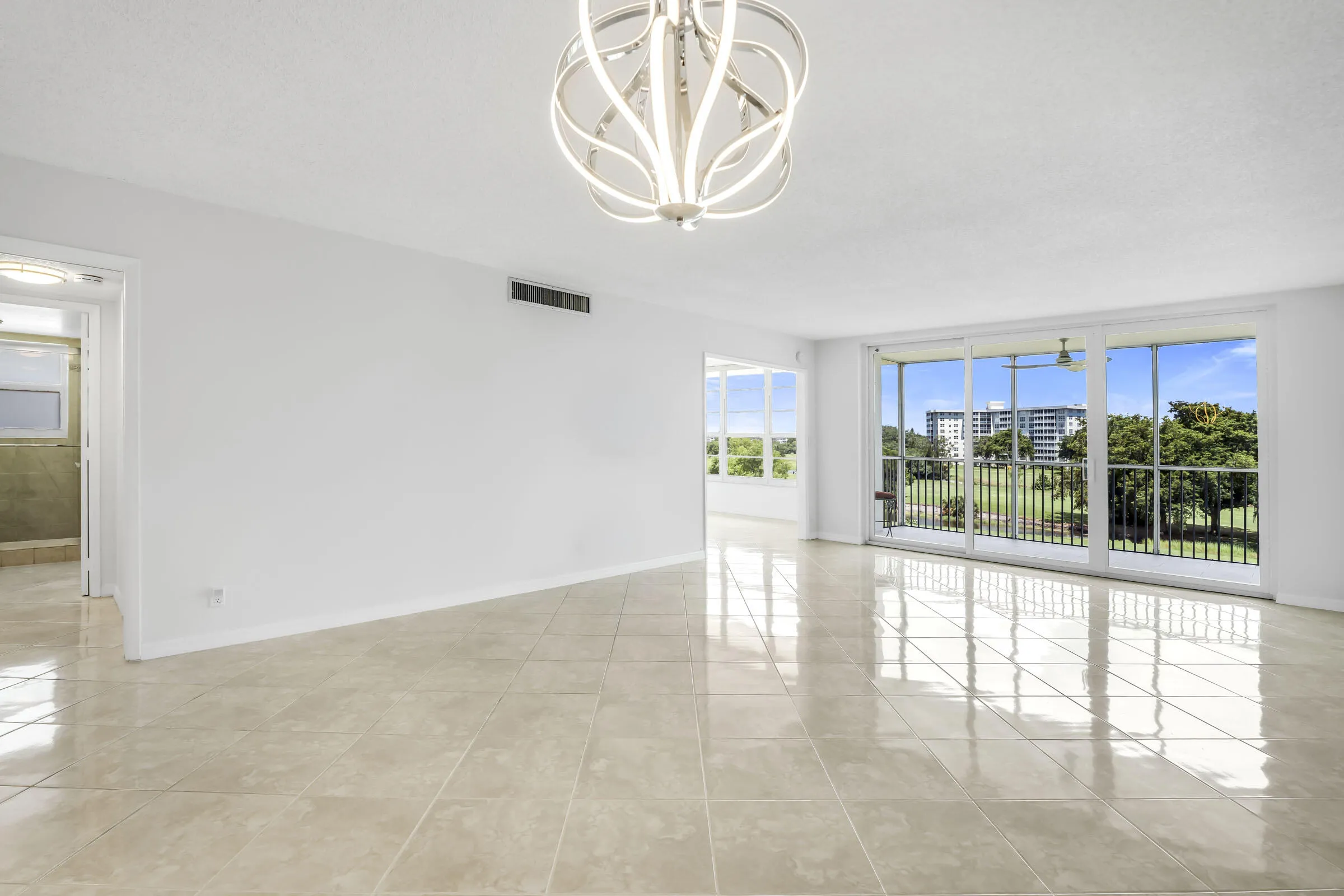 Living / Dining Room