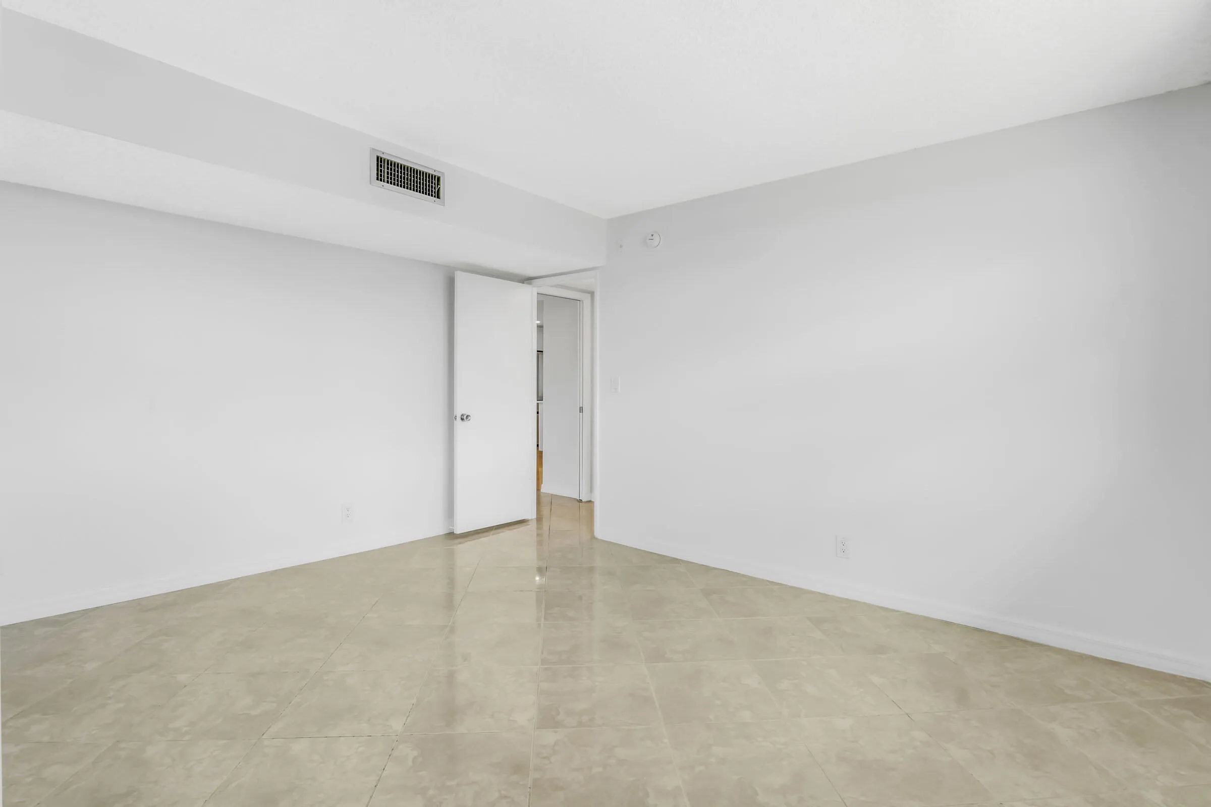 Guest Bedroom 1