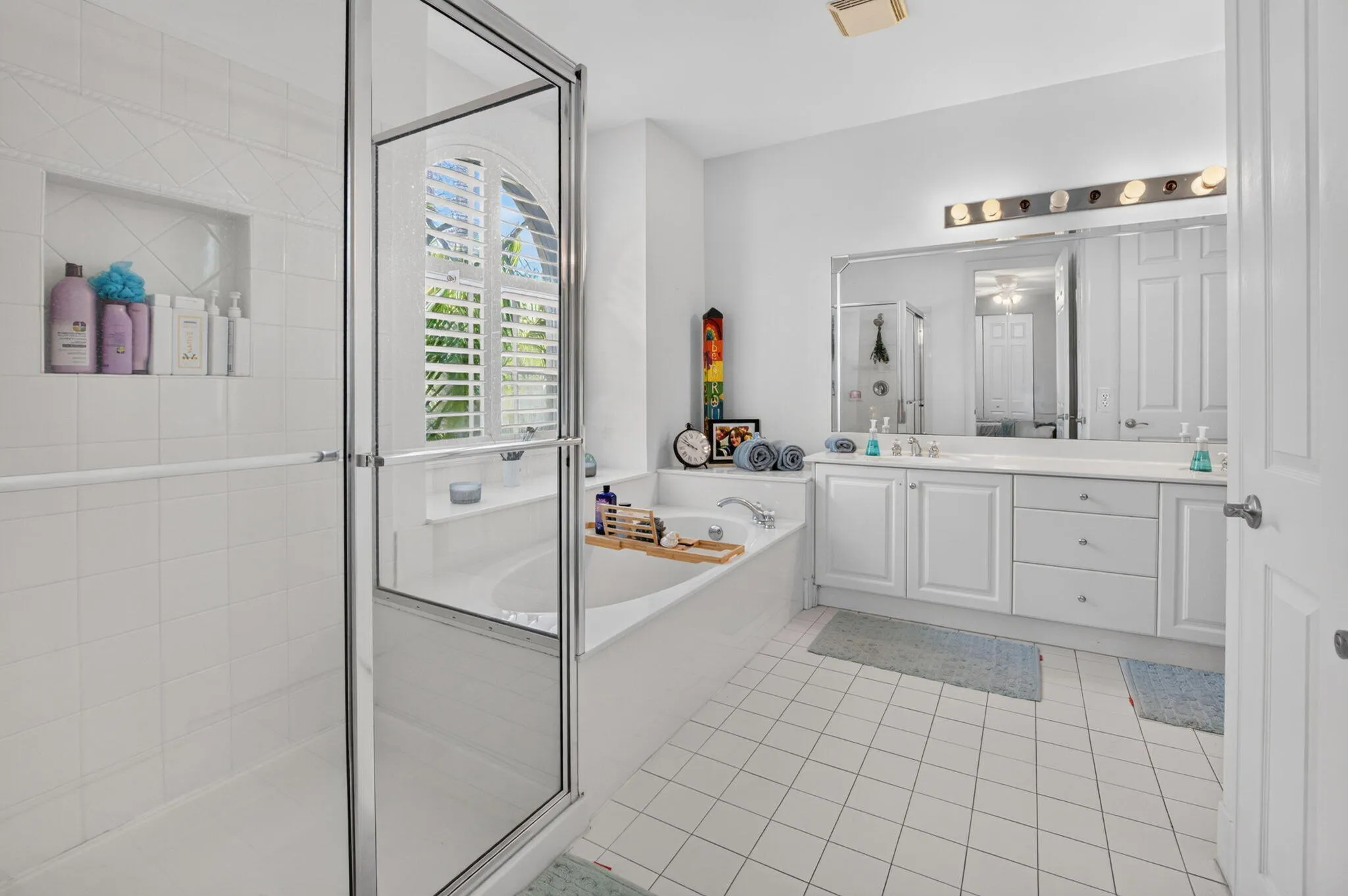 Upstairs Guest Bath