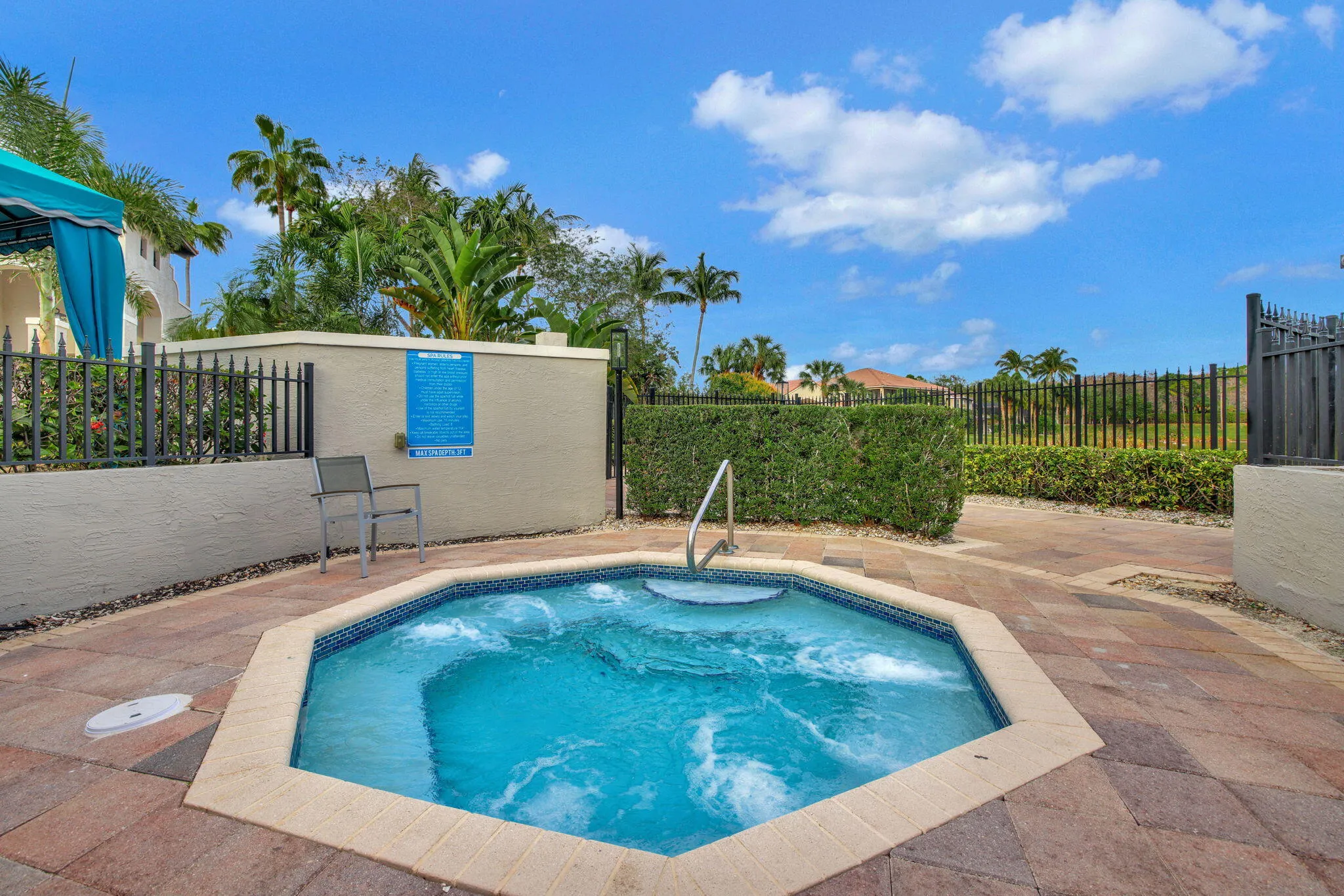 Clubhouse Hot Tub