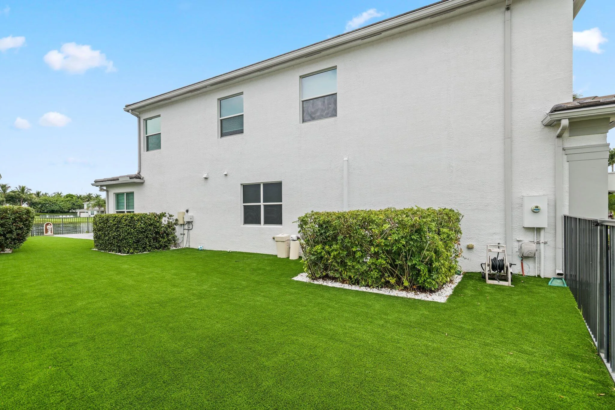 Turf Side Yard
