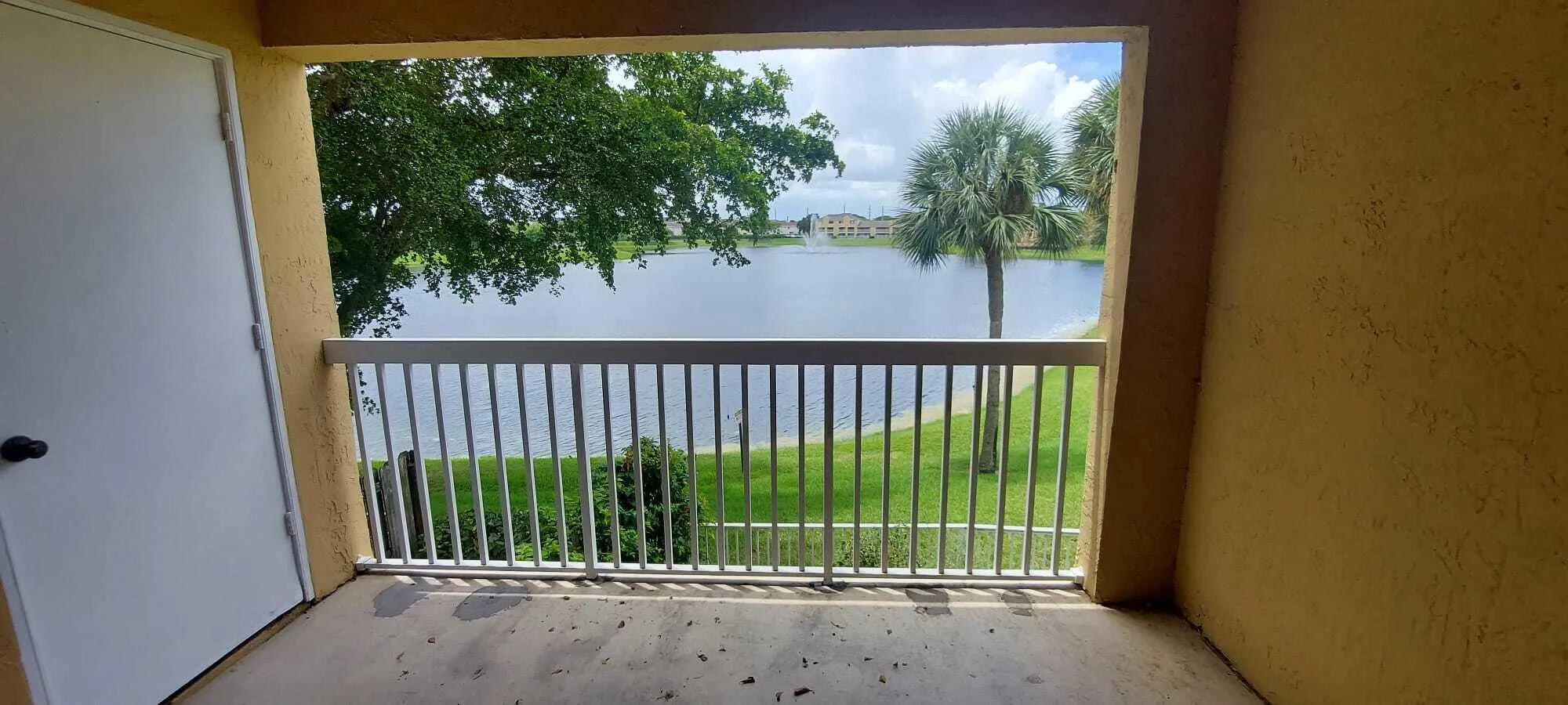 Screened patio