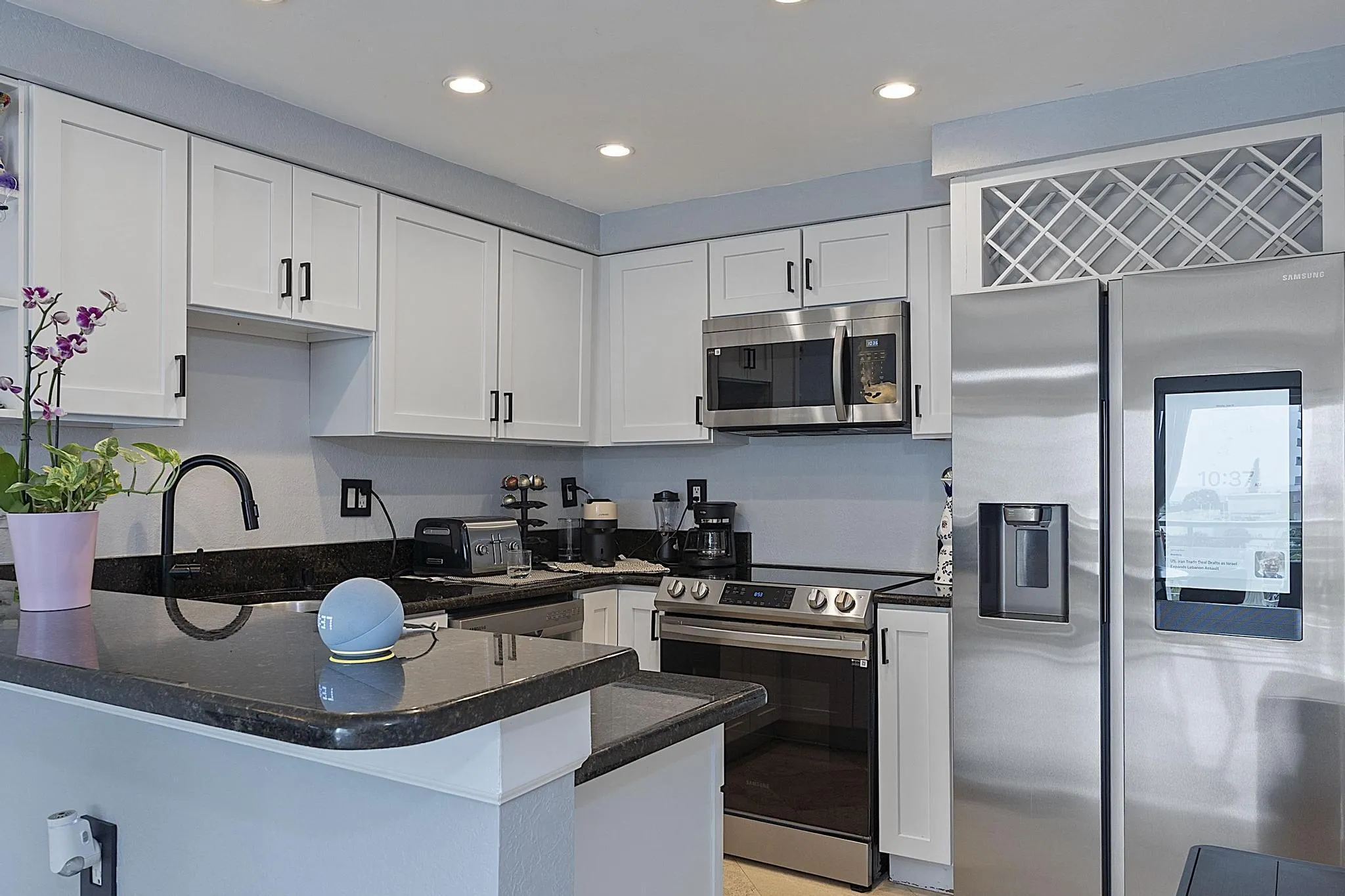 2900 NE 30th St - # 8J - 127