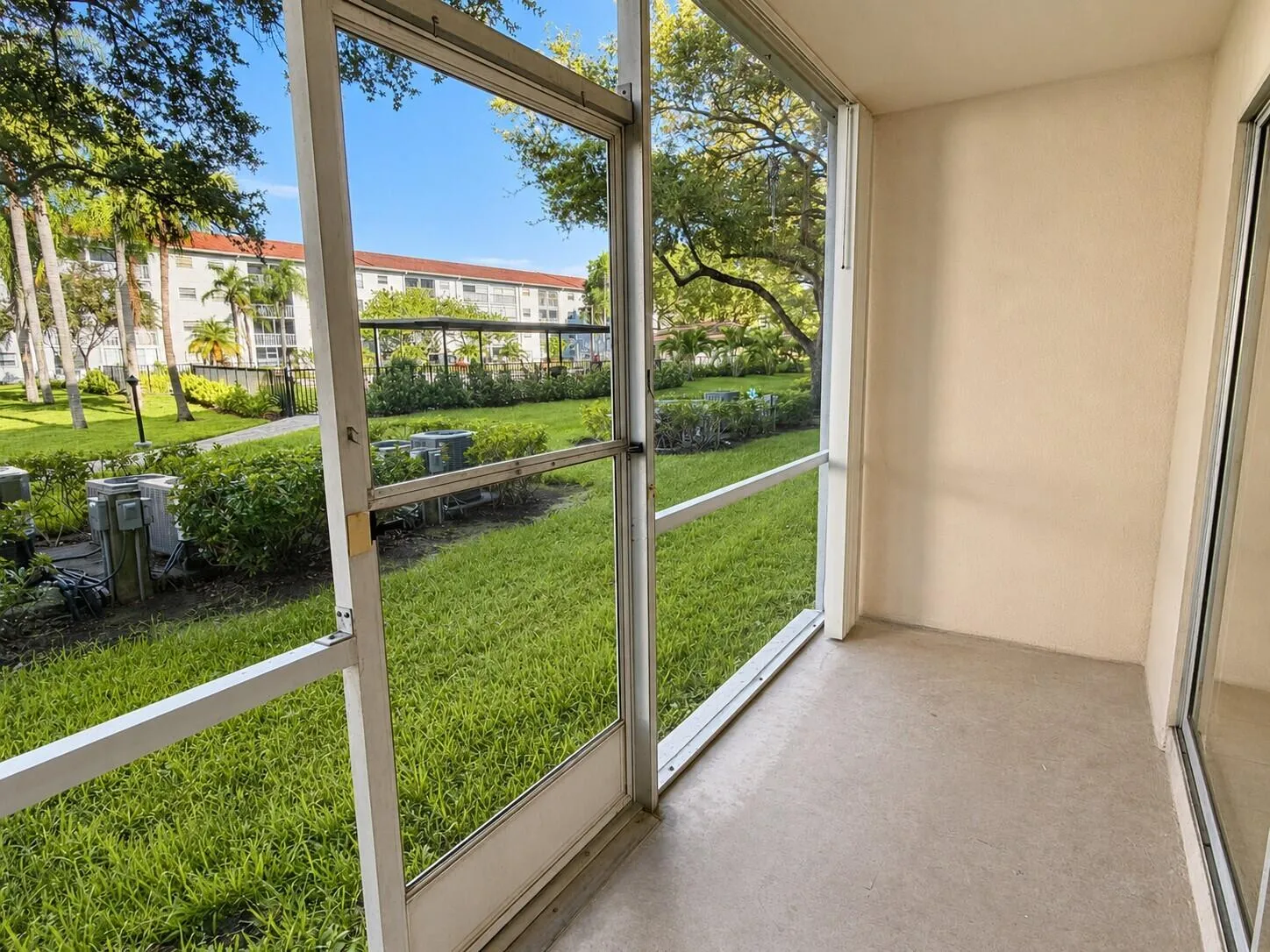 Screened Patio