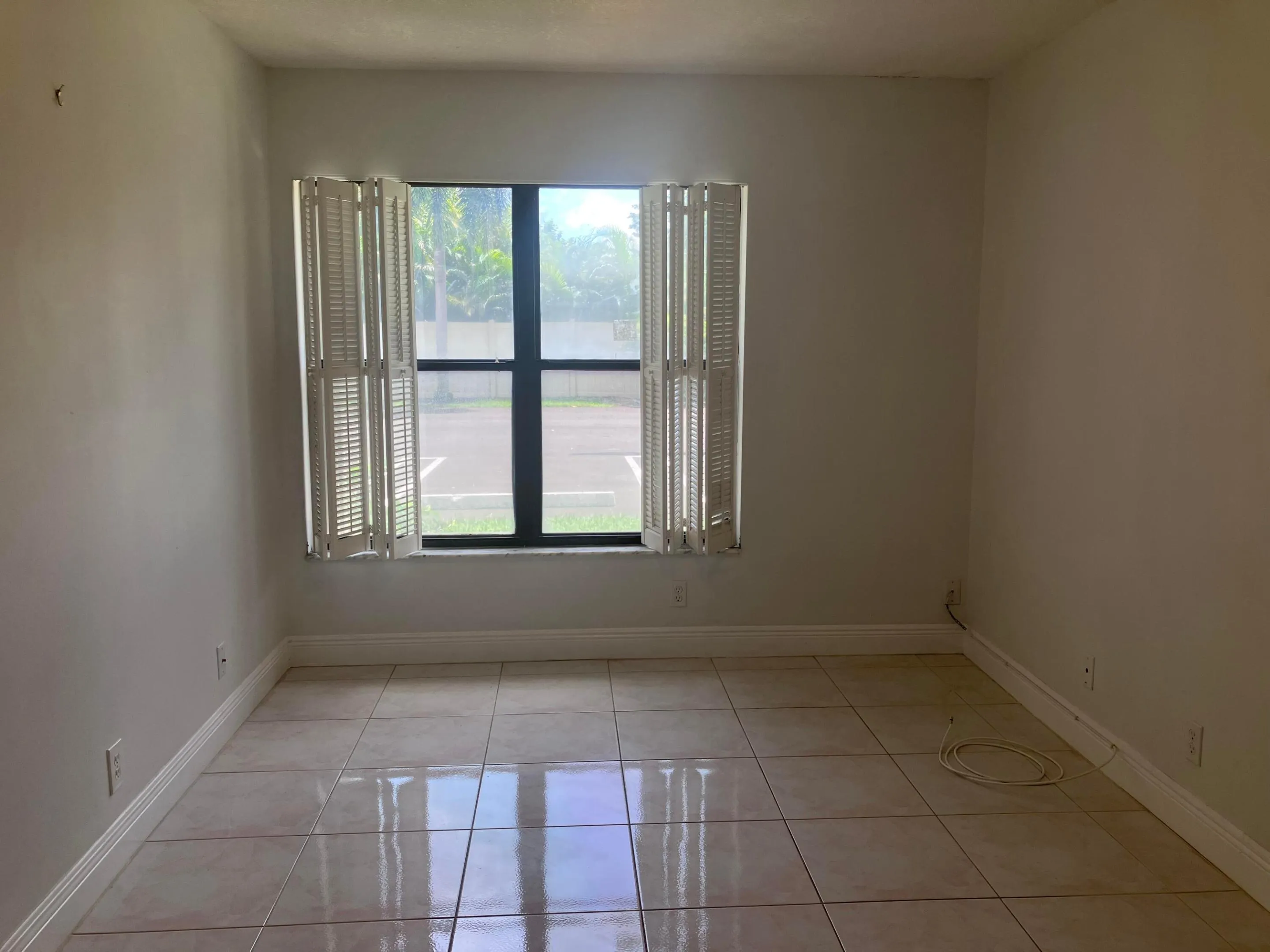 3rd BR, office, or den