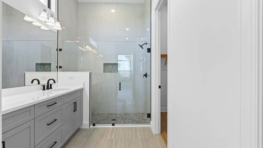 Owner's Bath