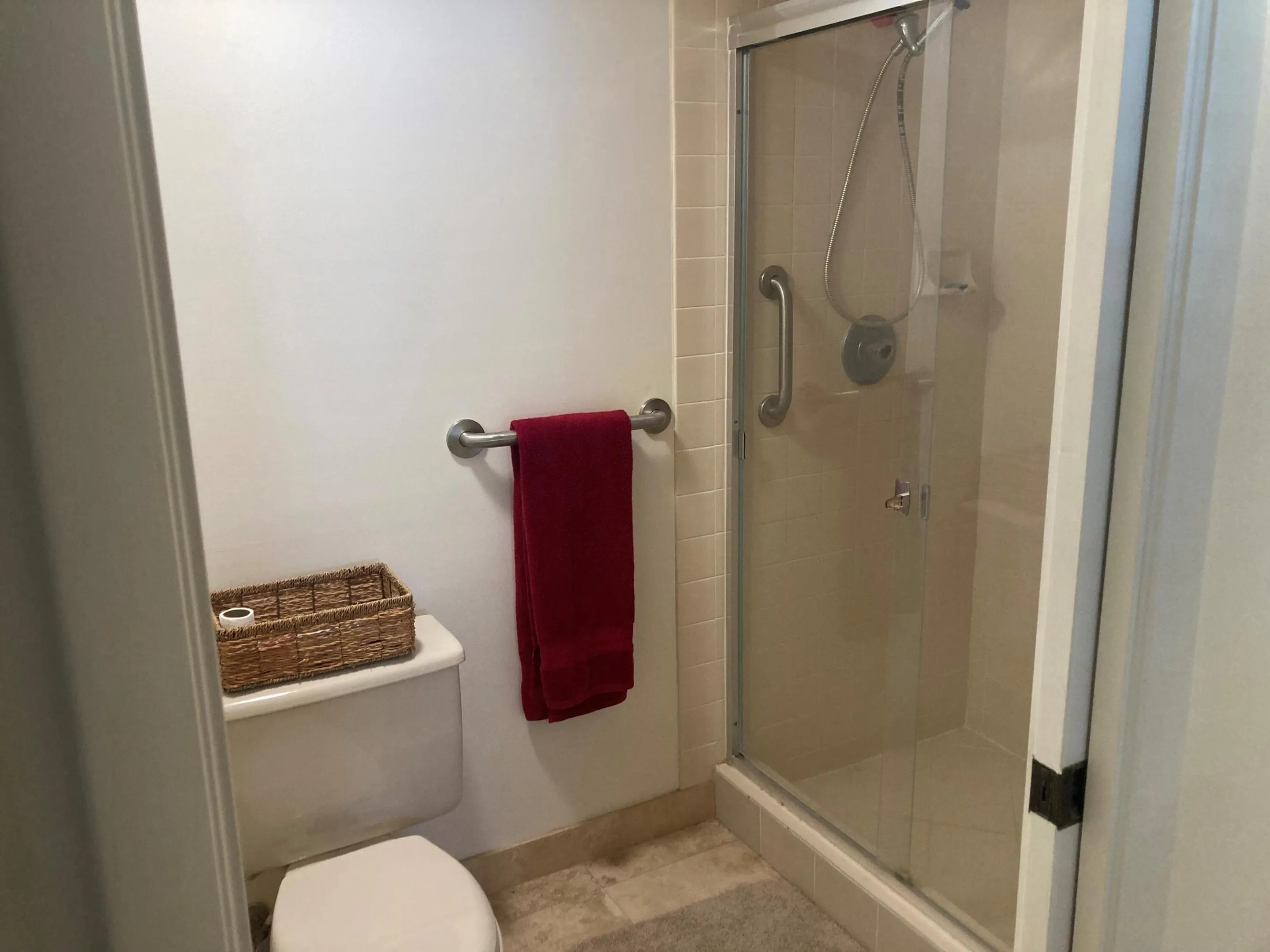 1401 marina 102 mst shower