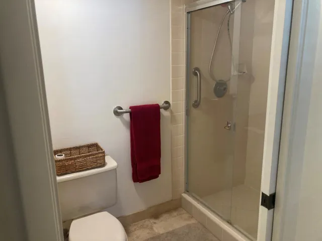 1401 marina 102 mst shower