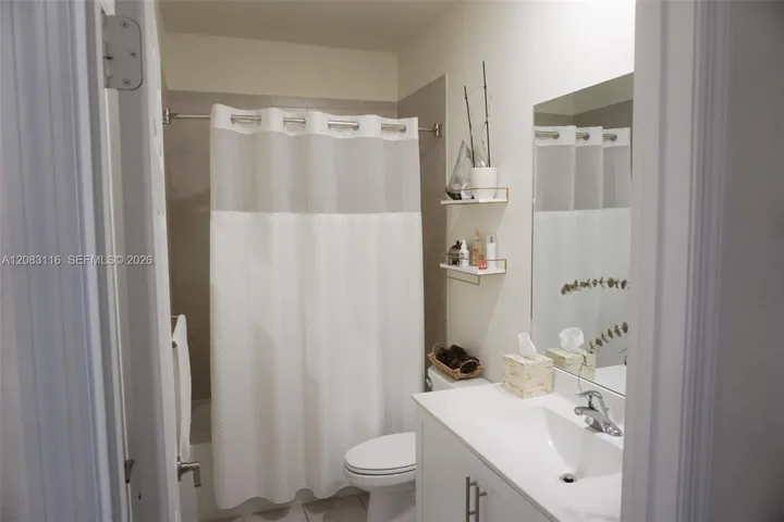 Full bathroom on the first floor.