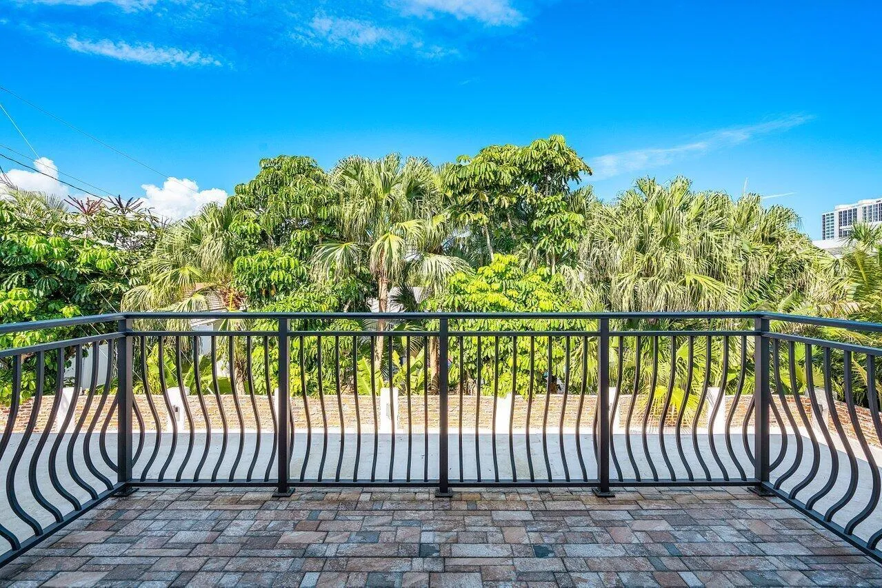 030-811Southeast31stStreet-BocaRaton-FL-