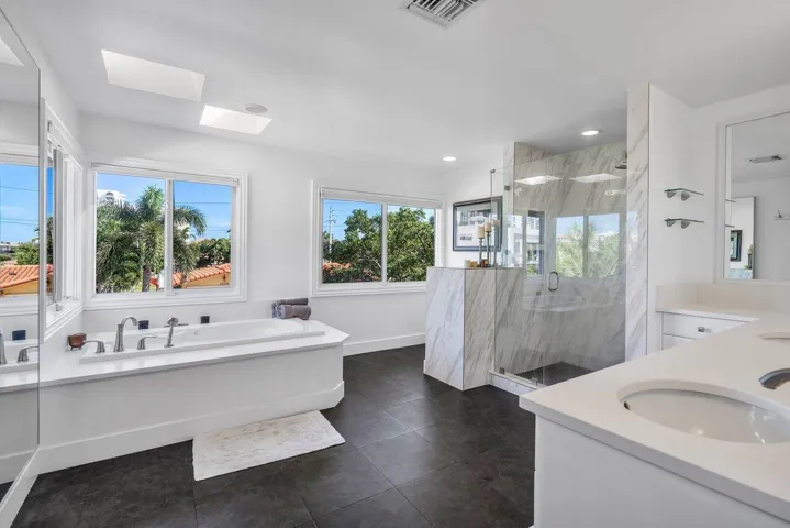 027-811Southeast31stStreet-BocaRaton-FL-