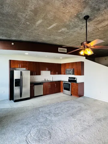 300 S Australian Ave 702 (17)