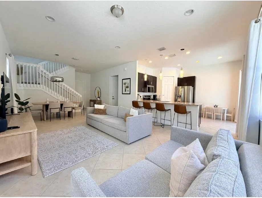 Living room 3