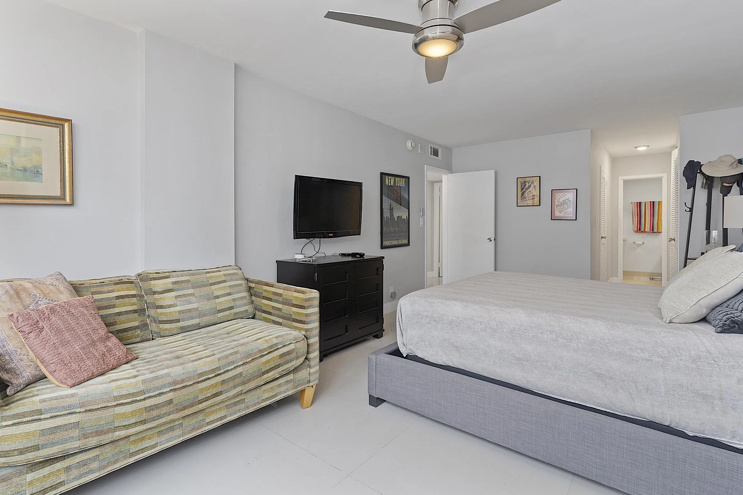 1170 N Federal Hwy - # 612 - 032