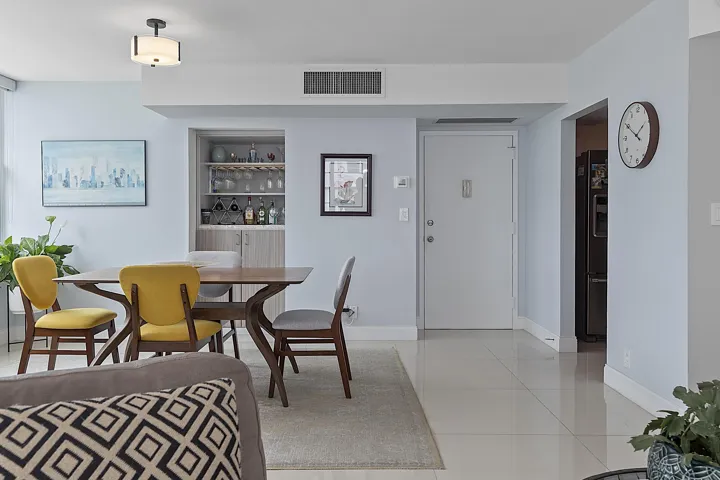 1170 N Federal Hwy - # 612 - 011