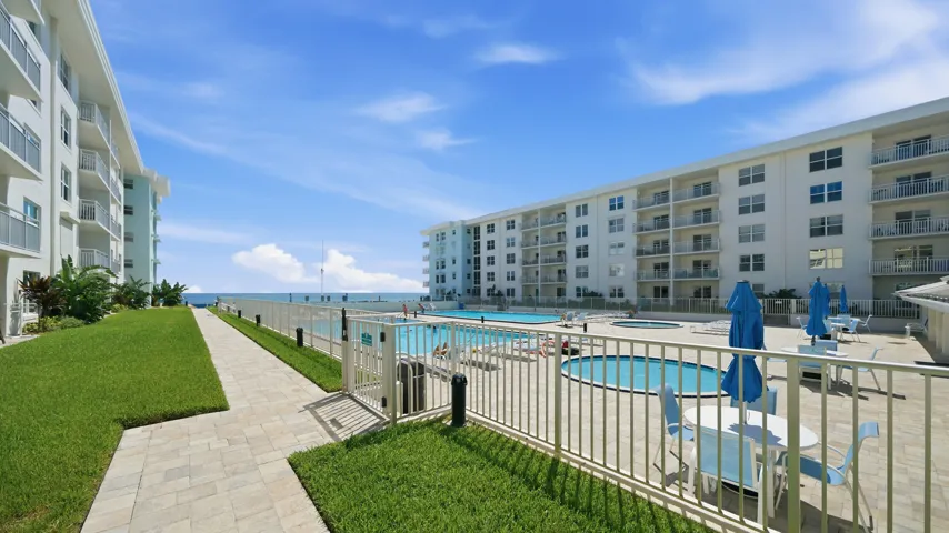 4151 S Atlantic Ave-47