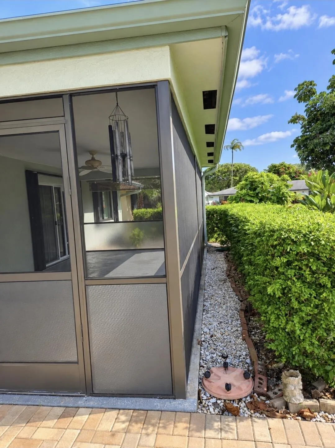 Screened in porch