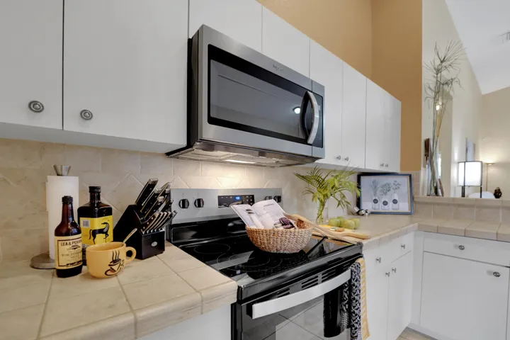brand new microwave & stove