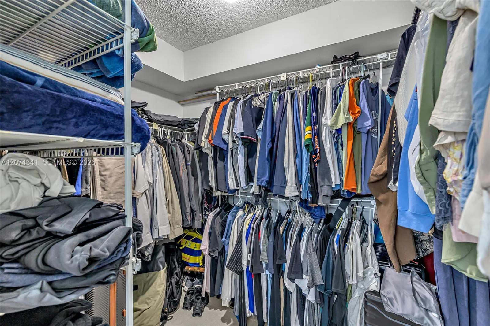 Walk-In Closet Master Bedroom -