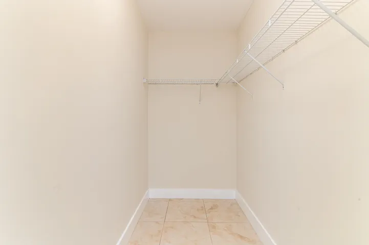 12-web-or-mls-photo-12
