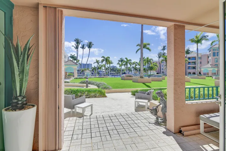 Mizner Court, 120 SE Fifth Ave, 235, Boc
