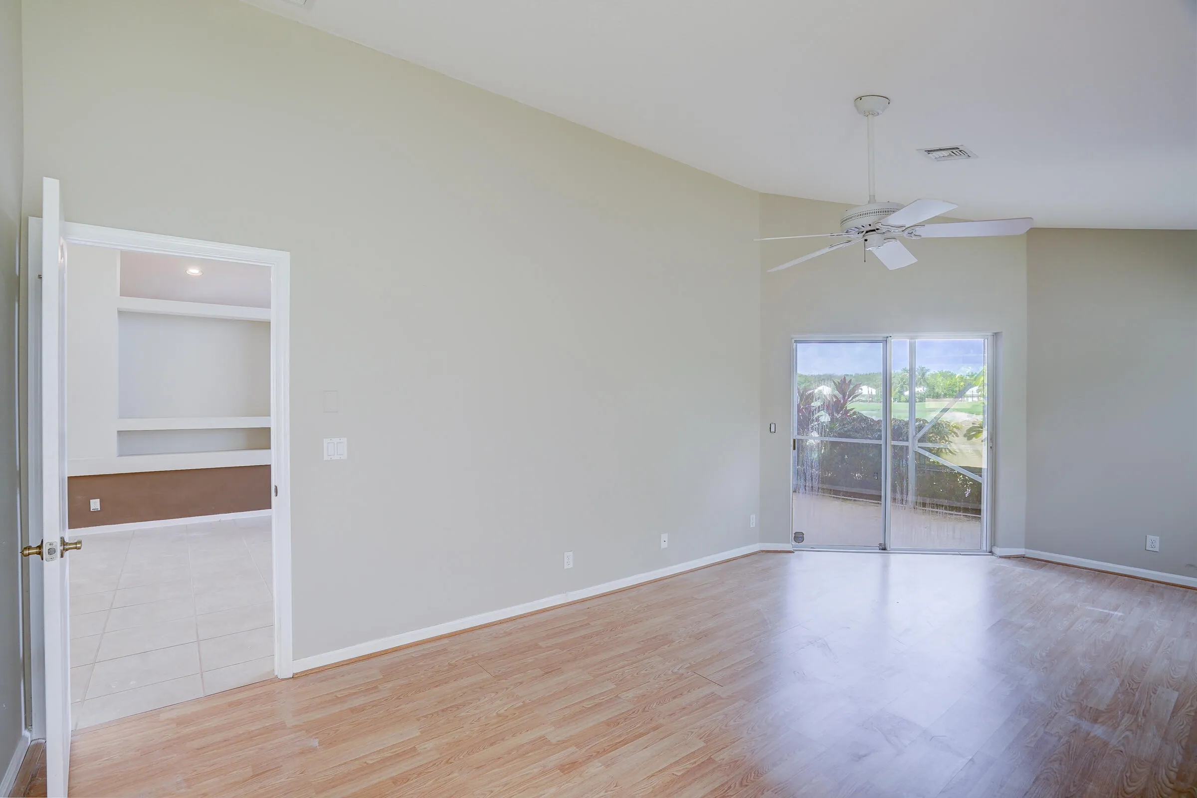 1117AvondaleCt-28