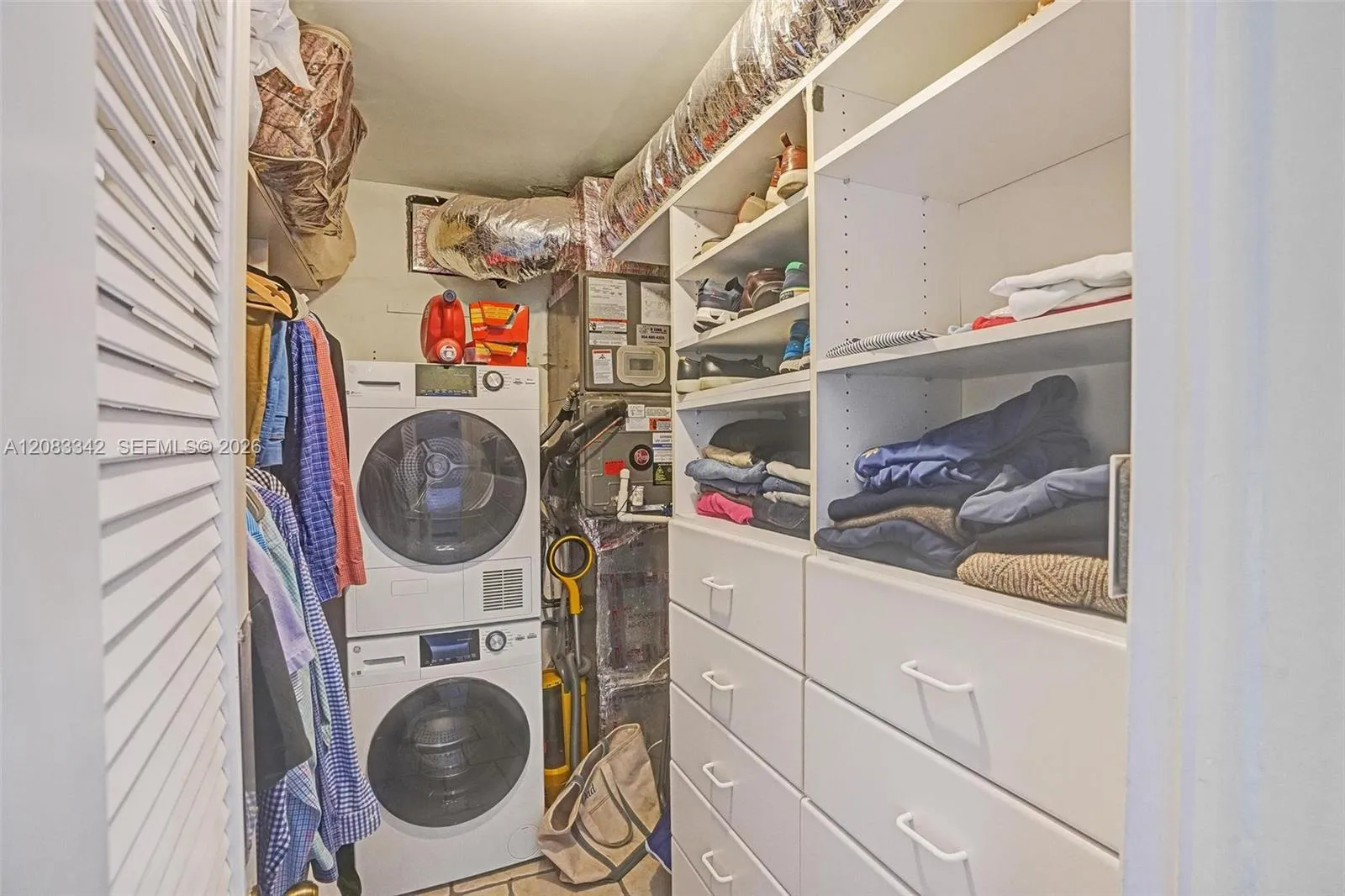 Super convenient IN UNIT WASHER & DRYER! Woohoo!