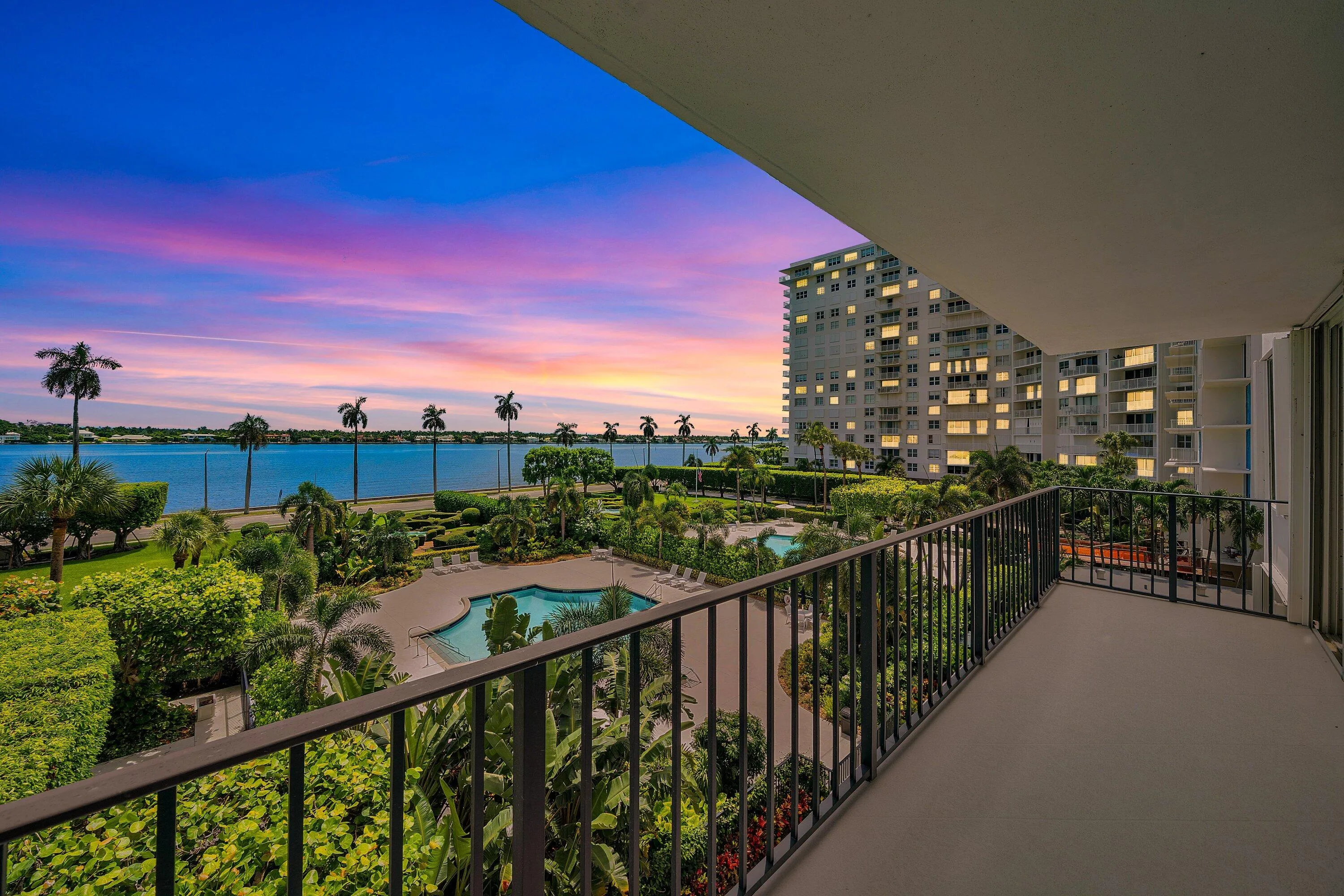 042-1701SouthFlaglerDrive-408-WestPalmBe