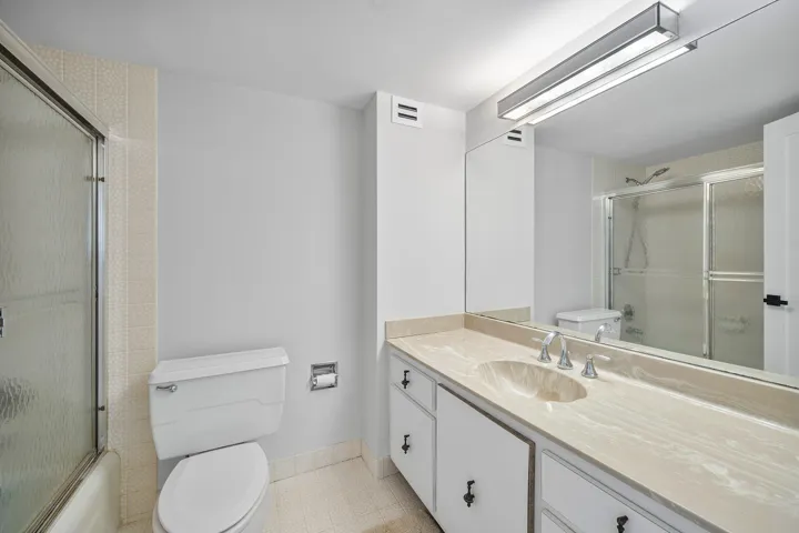 025-1701SouthFlaglerDrive-408-WestPalmBe