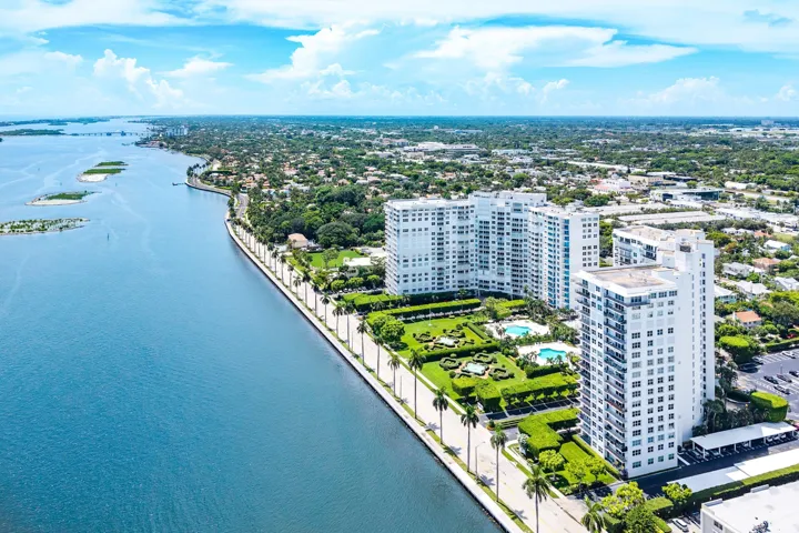 038-1701SouthFlaglerDrive-408-WestPalmBe