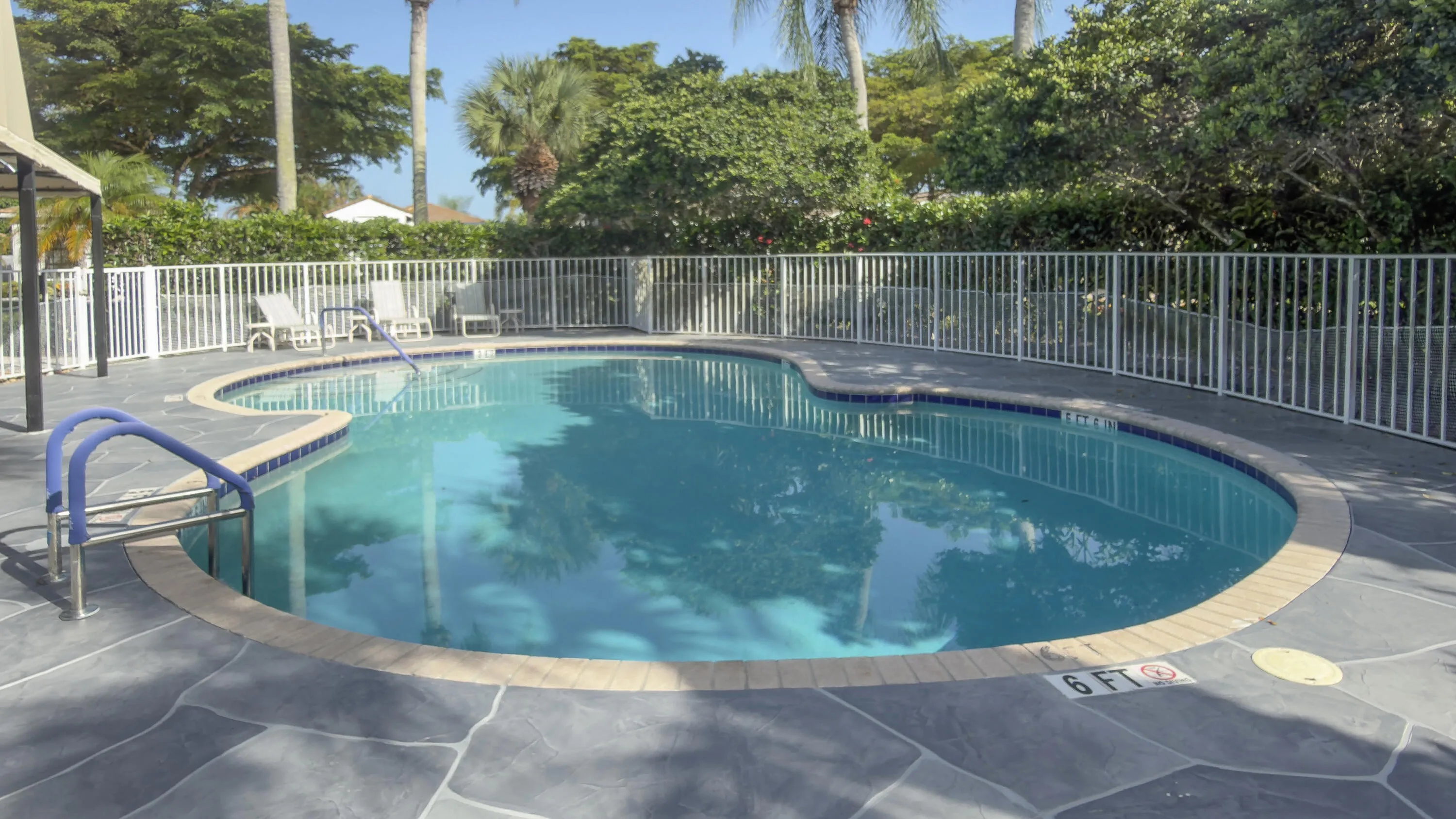Cambridge Pool One