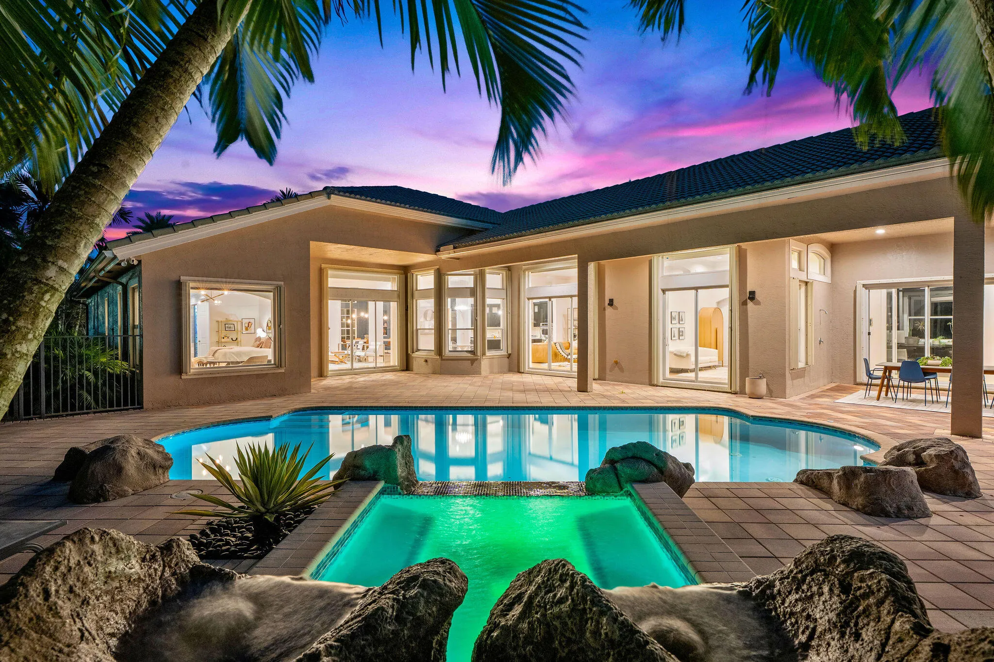 POOL/SPA and REAR - DIGITALLY ENHANCED